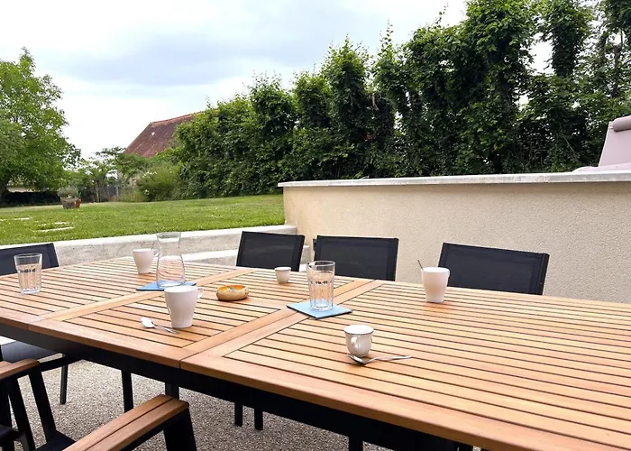 Authentique En Auvergne, 8 Pers, Animaux Admis - Fr-1-489-577 Autry-Issards